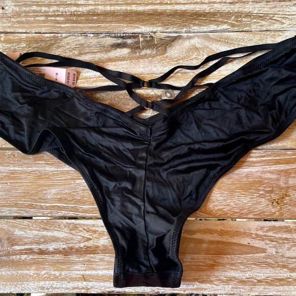 Victoria Secret Lot of 3 Thong Panties Pink Black M/M Lacy Bow Polkadots - Picture 11 of 11